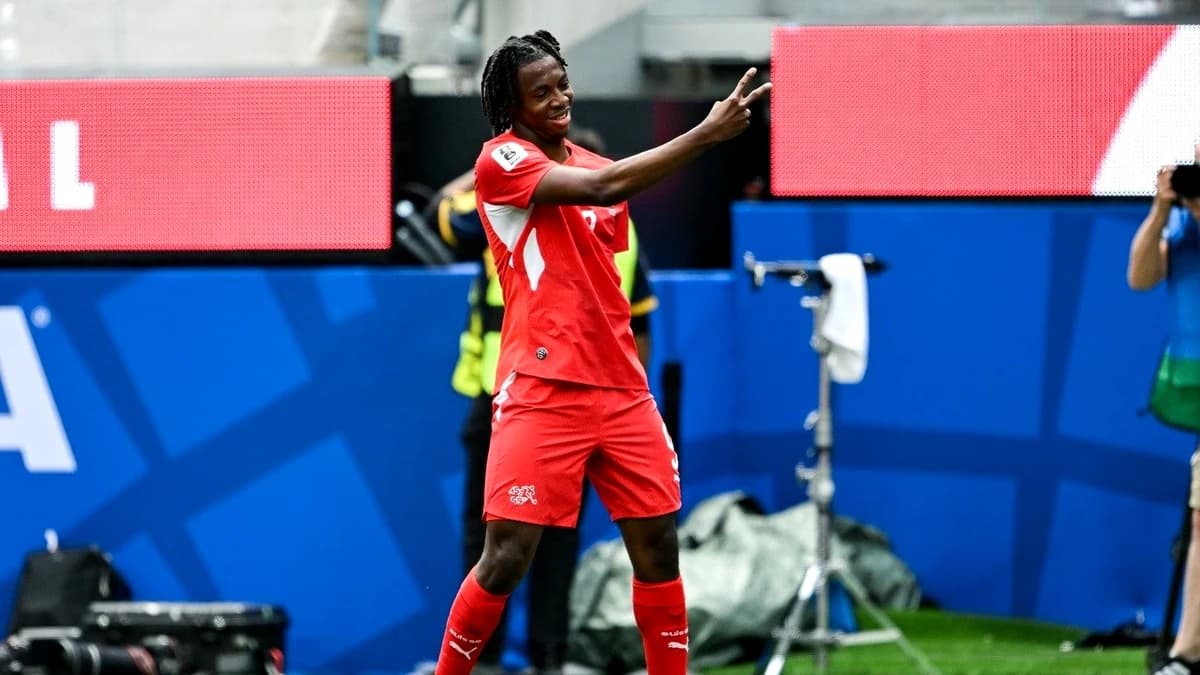 S-a scris istorie la Campionatul Mondial, după Elveția – Bosnia 4-1! Cine e Johan Manzambi, care a b