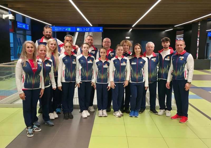 Sabrina Maneca Voinea, Ariana Cotu, Alexia Blănaru, Daria Tănasă, Iris Iordache şi Anamaria Mihăescu