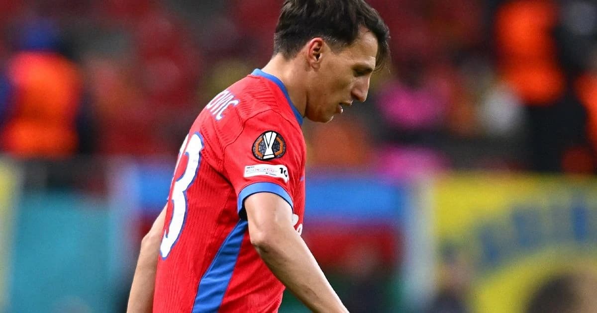 Sacrificat! Veteranul FCSB, scos de pe lista pentru Liga 1, după transferurile lui Becali! + încă o