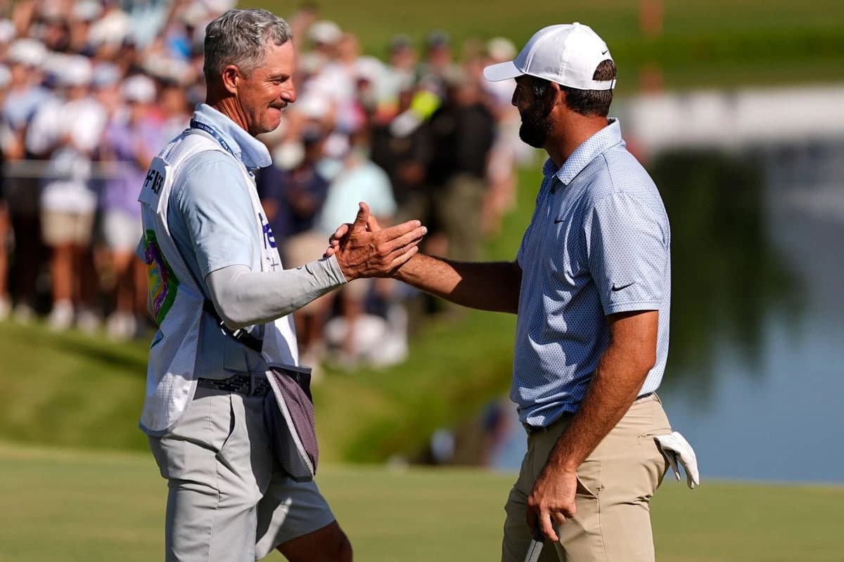 Scottie Scheffler back to his dominant self and opens PGA Tour postseason with 8-shot win