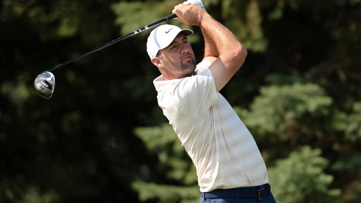 Scottie Scheffler shoots a bogey-free first round of 65 at 3M Open