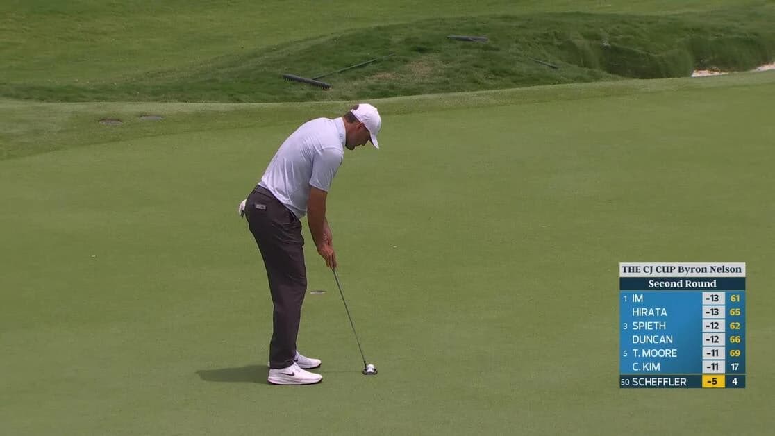 Scottie Scheffler sinks 8-foot putt for birdie on No. 5 at THE CJ CUP