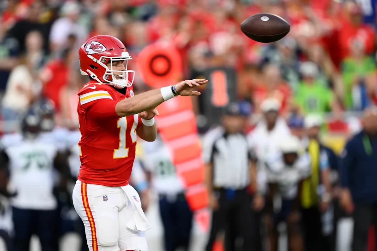 Seattle's Myers misses field goal on final play and Seahawks play to 9-9 tie with Chiefs