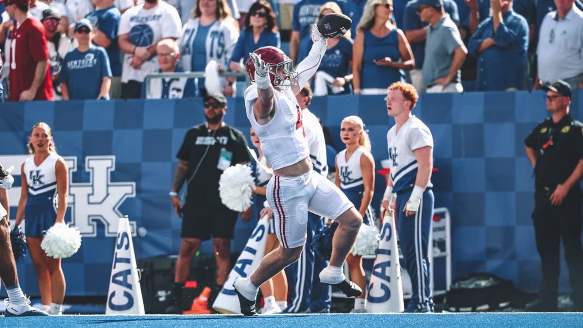 Second Half Surge Propels No. 12/12 Alabama Past Kentucky, 45-17