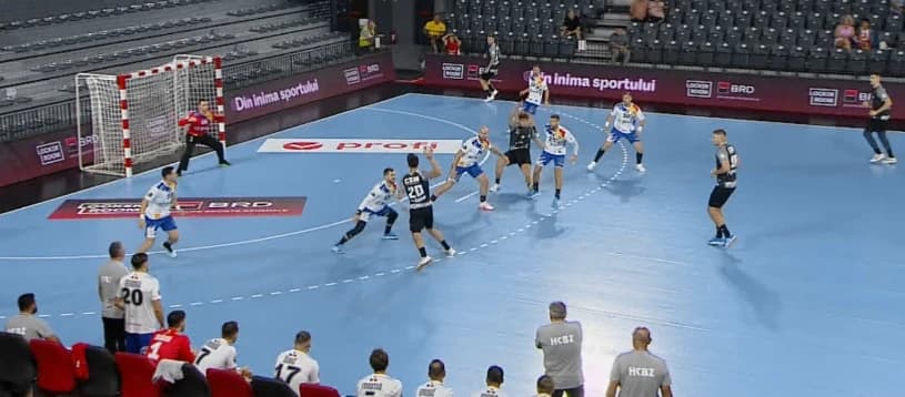 Semifinalele Supercupei României: CSM București - HC Buzău, ACUM pe DGS 2 / Dinamo - Timișoara 35-25