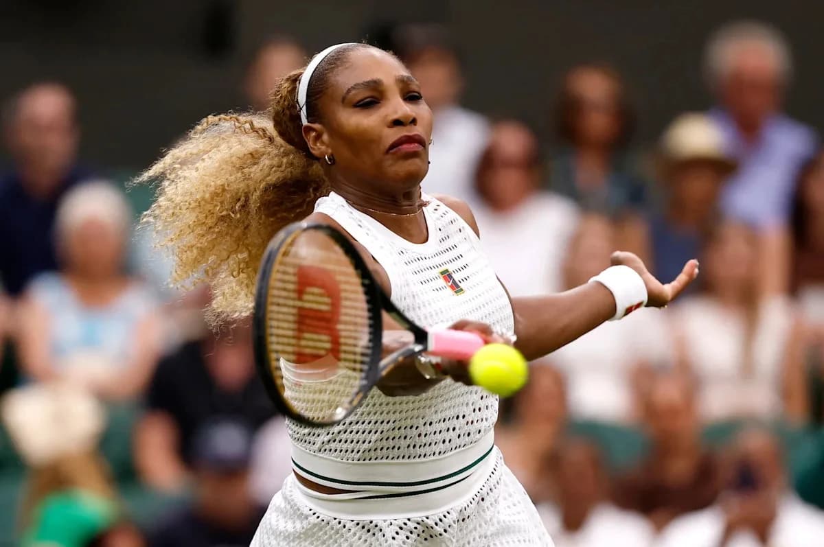 Serena Williams (knee) withdraws from Wimbledon doubles with Venus