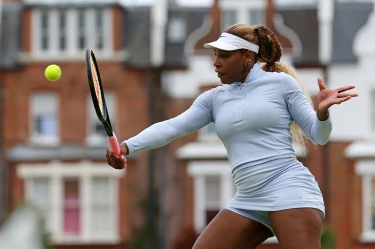 Serena Williams teams up with Muchova in Berlin doubles