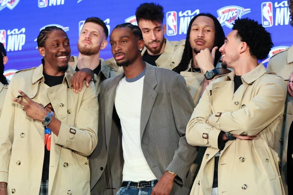 Shai Gilgeous-Alexander of the Thunder becomes the 14th player to win back-to-back NBA MVPs