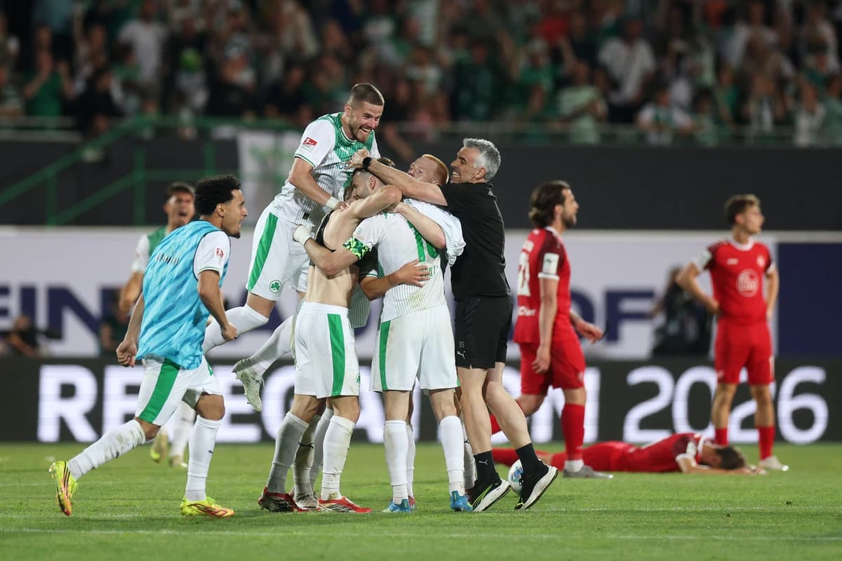 Show total în Germania! S-au salvat dramatic de la retrogradare, după un meci de baraj ”nebun”