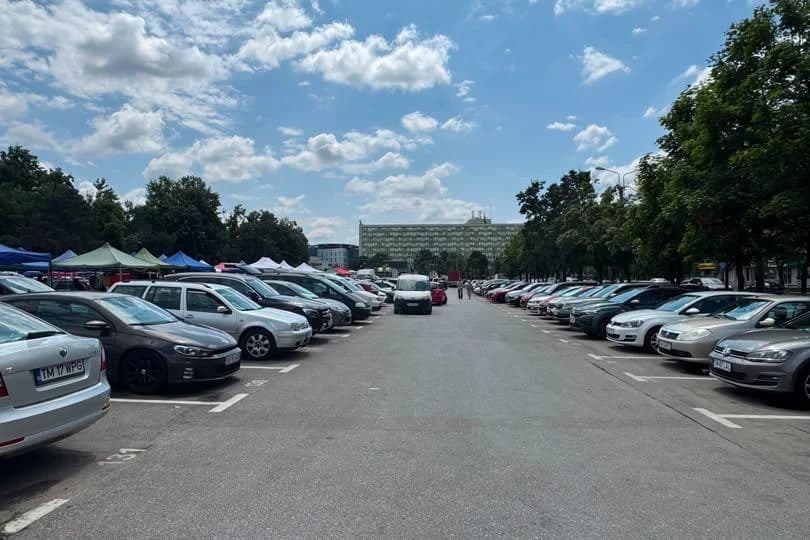 Simonis acuză Primăria că blochează parcarea de la Spitalul Județean din cauza intereselor imobiliar
