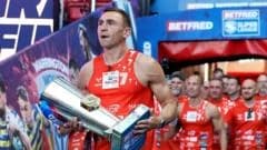 Sinfield completes final ultramarathon challenge