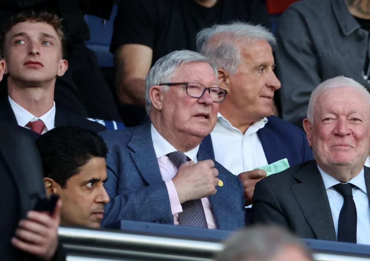 Sir Alex Ferguson, transportat la spital, după ce i s-a făcut rău înainte de Manchester United - Liv