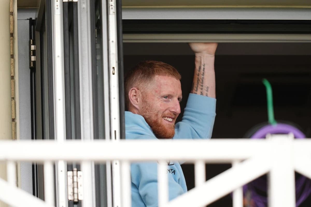 Sir Andrew Strauss hails Ben Stokes but dubious over handling of international retirement news