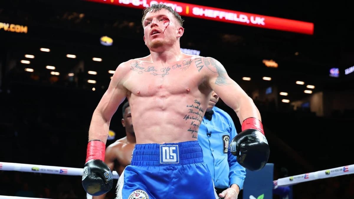 Smith's title homecoming off, ruled out with injury