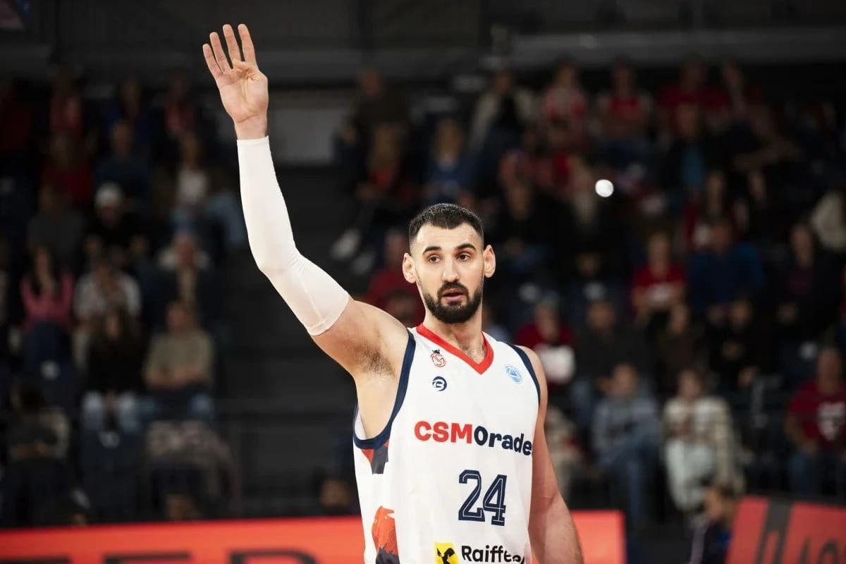 Șoc în Liga Națională! U-BT Cluj-Napoca l-a transferat pe căpitanul marii rivale: „Abia aștept să ne