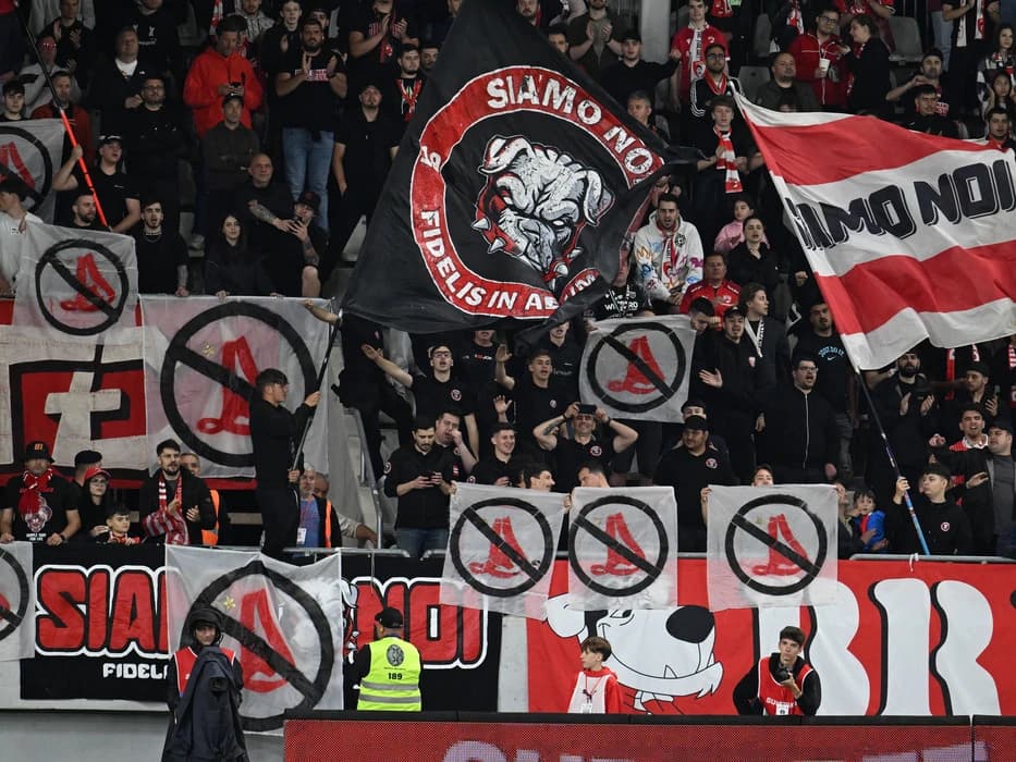 Sold-out și scandal înainte de Dinamo – FCSB din cauza biletelor. Fanii au luat foc: “Bătaie de joc!