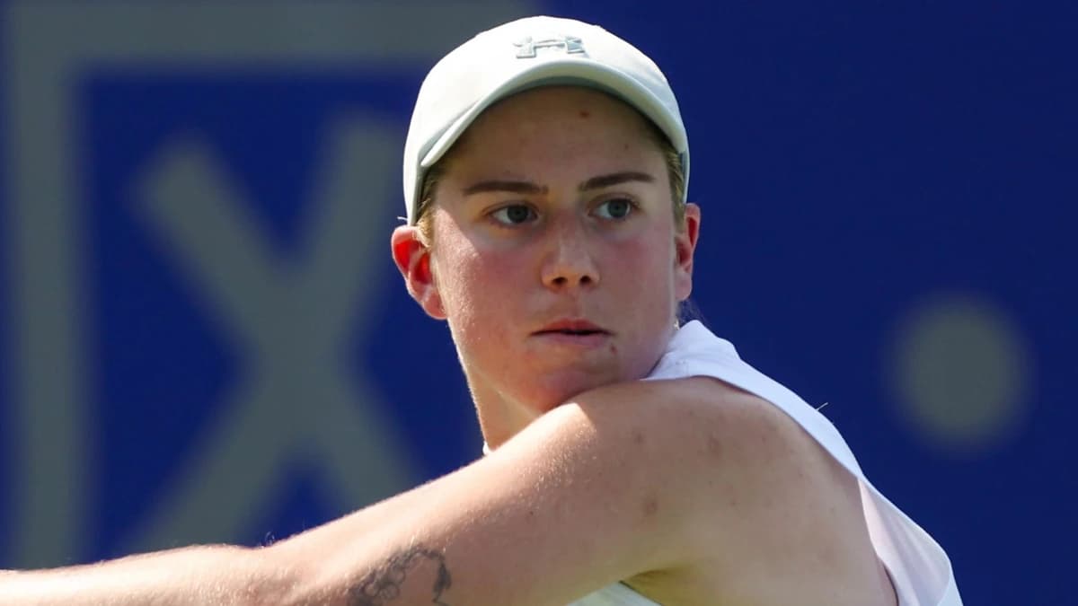 Sonay Kartal: Brit breaks new ground by upsetting Elina Svitolina to reach Wuhan Open semi-finals
