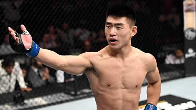 Song Yadong taps out Deiveson Figueiredo in UFC Macau main event