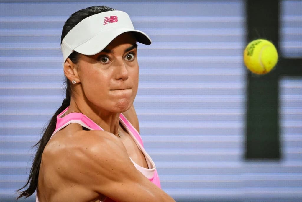 Sorana Cîrstea, calificare în turul al doilea la Wimbledon după o victorie în două seturi cu Sara Be