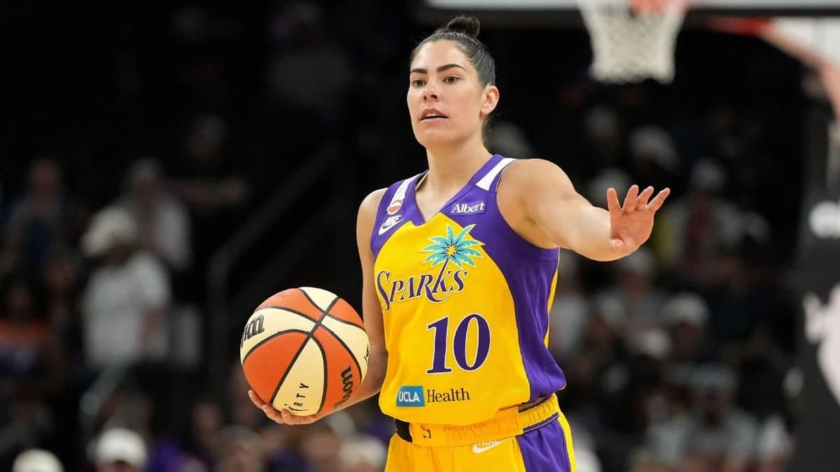 Sources: Sparks deal All-Star G Plum to Mercury