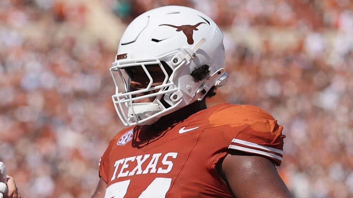Sources: Texas LT Goosby has successful surgery, undecided on future