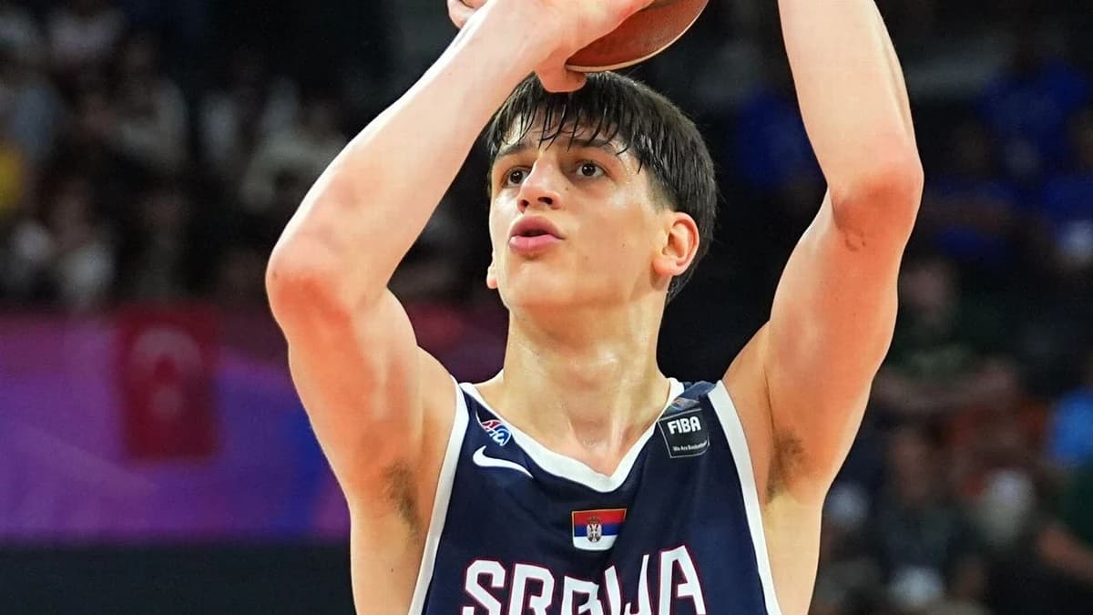 Sources: UCLA lands possible top NBA draft pick