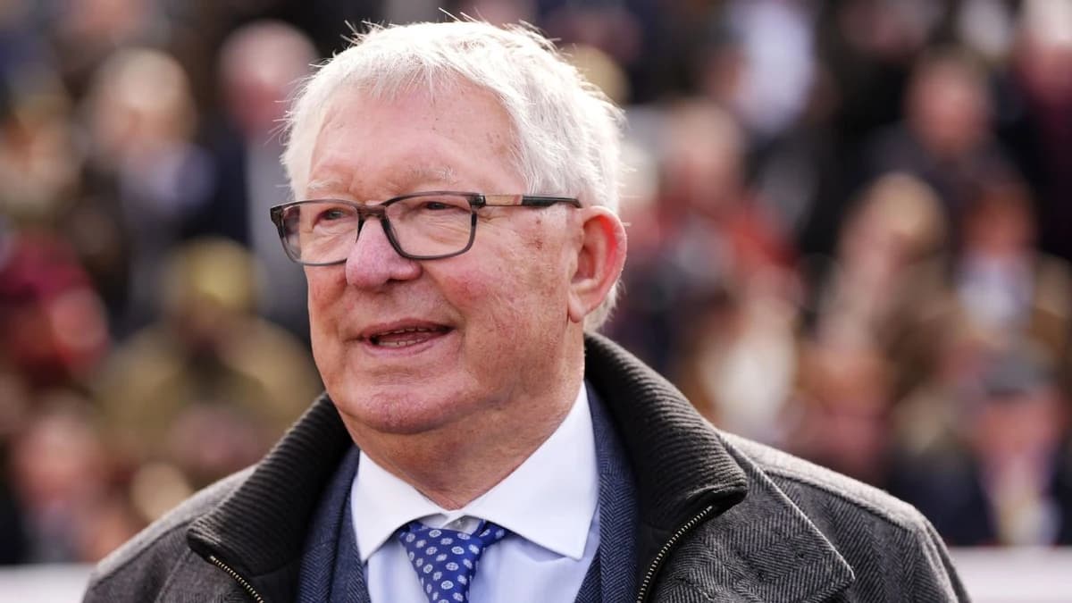 Sources: Unwell Ferguson leaves Utd-Liverpool