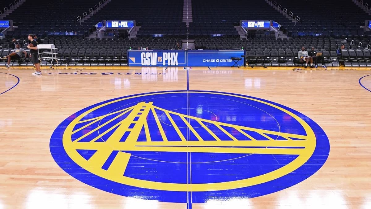 Sources: Warriors' top two assistants won't return...