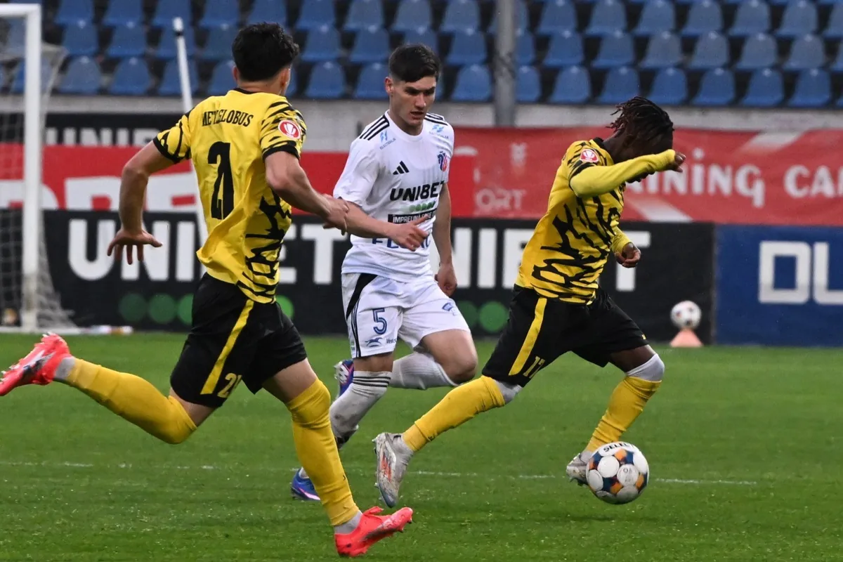 Spectacol în Moldova! Botoșani - Metaloglobus, meci cu 5 goluri