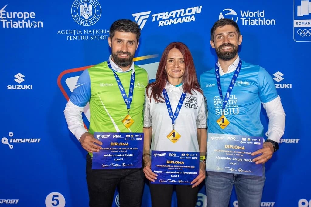 Sportivii sibieni au strălucit la Gala Triatlonului: patru titluri naționale în 2025!