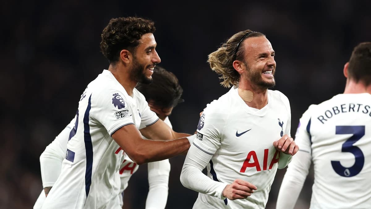 Spurs beat Coventry for first league victory of the season