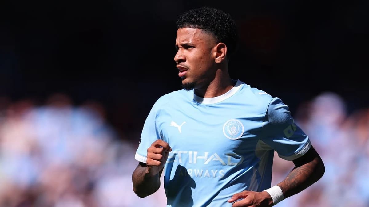 Spurs complete signing of Savinho from Man City