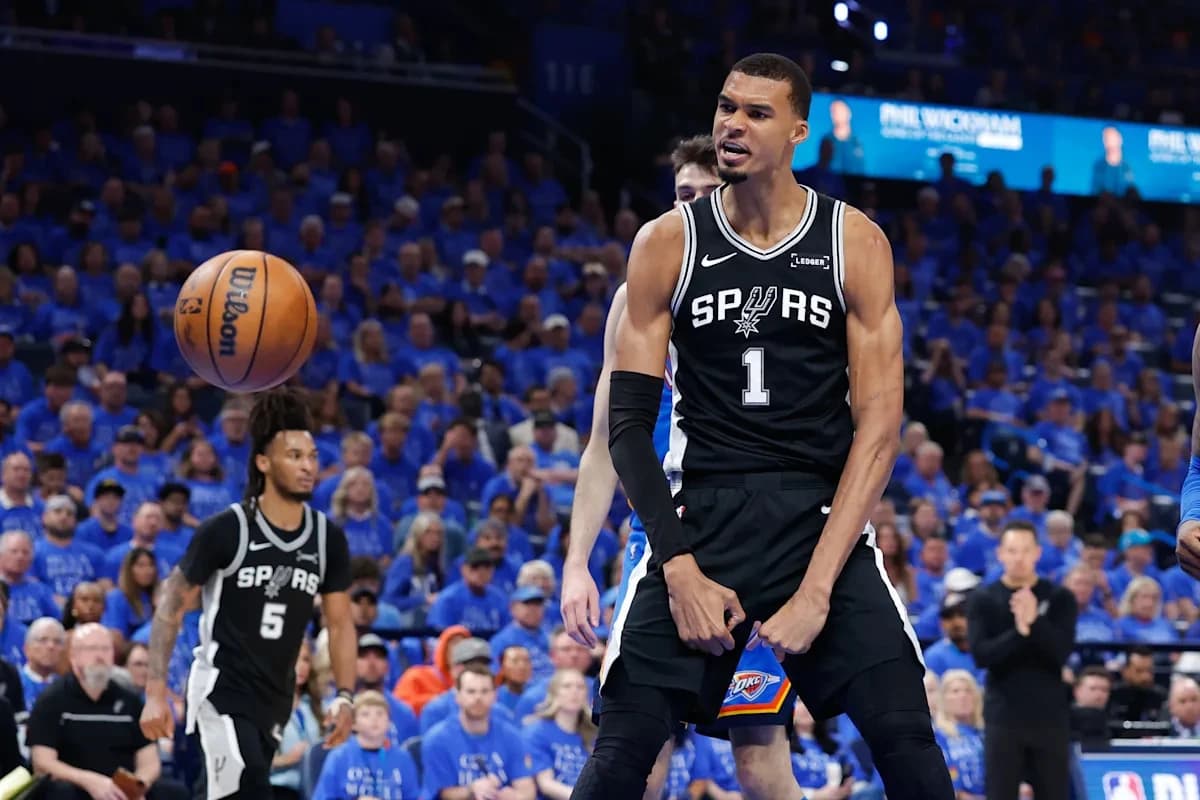 Spurs star Victor Wembanyama throws down wild dunk through both Shai Gilgeous-Alexander and Chet Hol