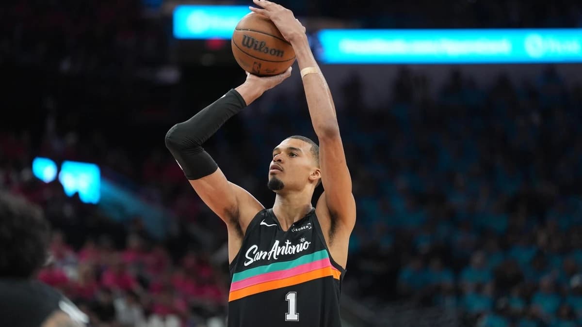 Spurs vs. Timberwolves odds, prediction, time: 2026 NBA playoff picks, Game 3 best bets from proven