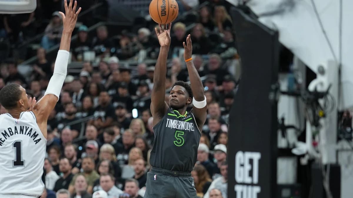 Spurs vs. Timberwolves odds, prediction, time: 2026 NBA playoff picks, Game 3 best bets from proven