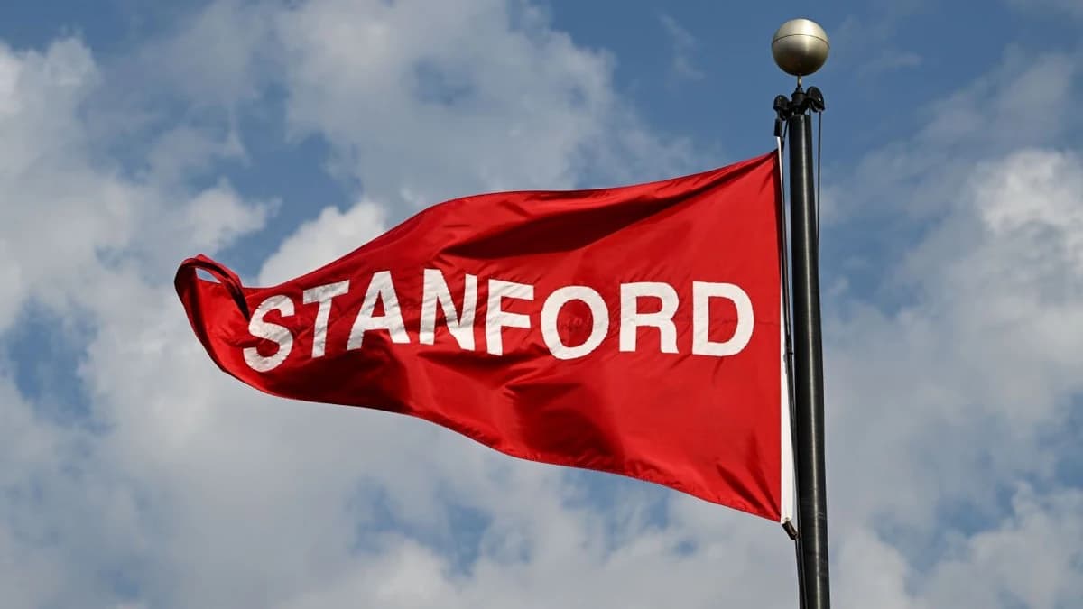 Stanford players join group aiming to unionize