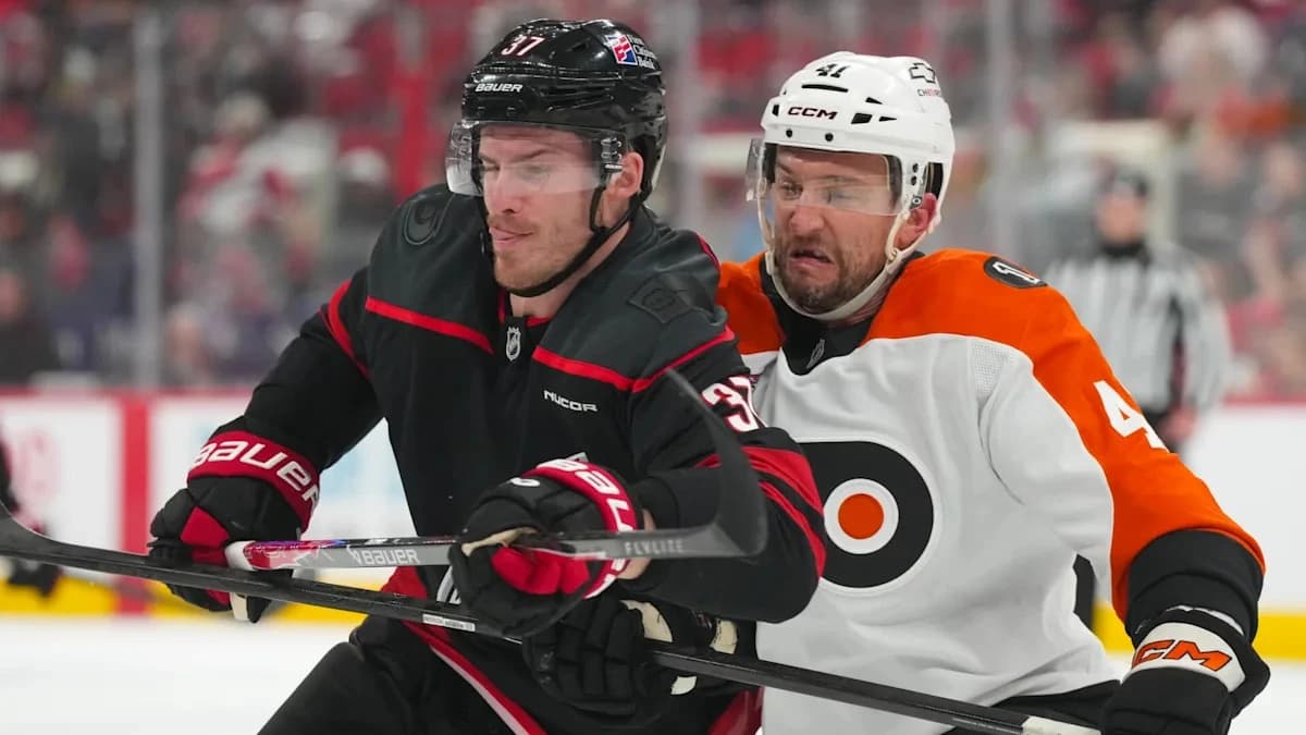 Stankoven, Andersen lead Hurricanes past Flyers 3-0 in Game 1 of 2nd-round series