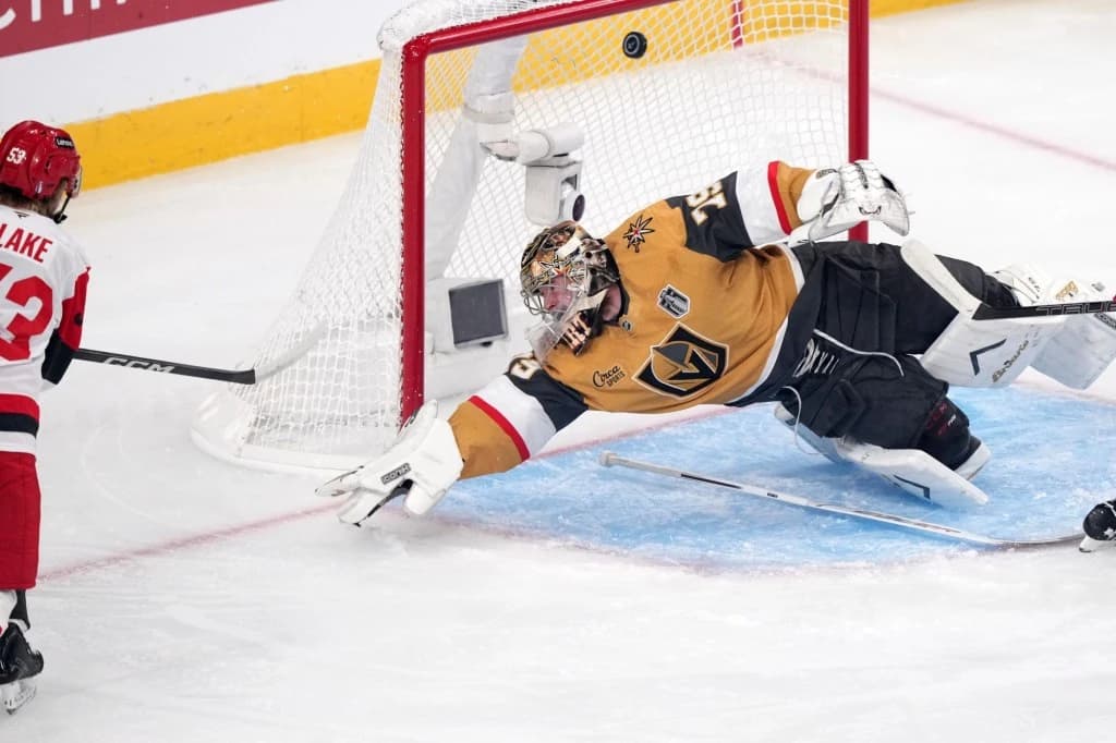 Stanley Cup Final: Golden Knights stick with Carter Hart in must-win Game 6