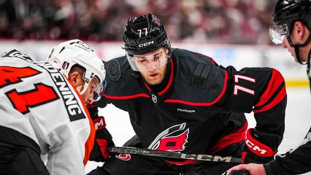 Stanley Cup odds: Eastern Conference favorite Hurricanes look to sweep Flyers
