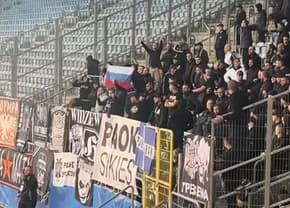 Steagul Rusiei, afișat de ultrașii adverși la meciul lui Dinamo Kiev din Europa League! Ce a urmat