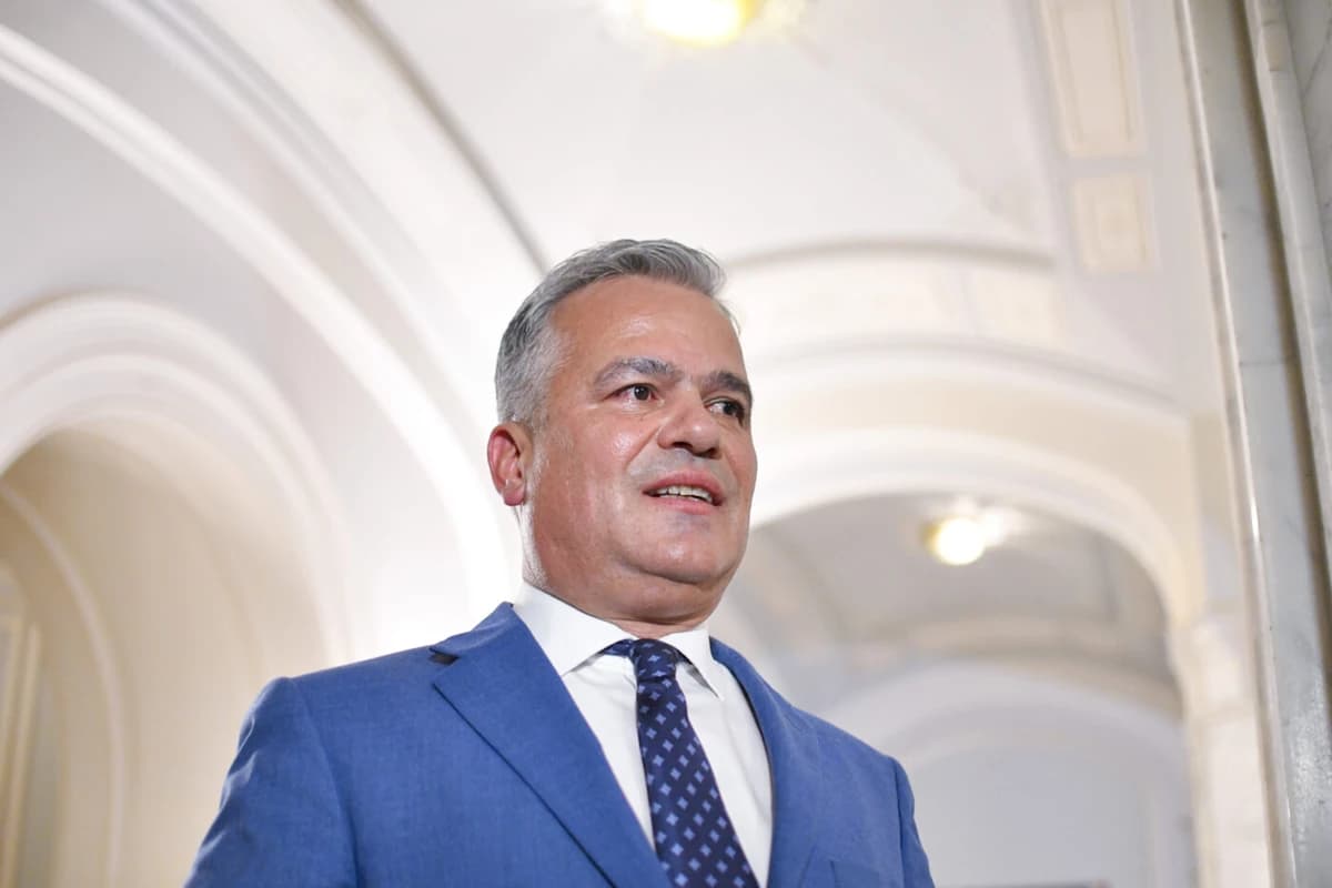 Steaua așteaptă cu sufletul la gură votul din Parlament: cine ar urma să fie noul ministru MApN din