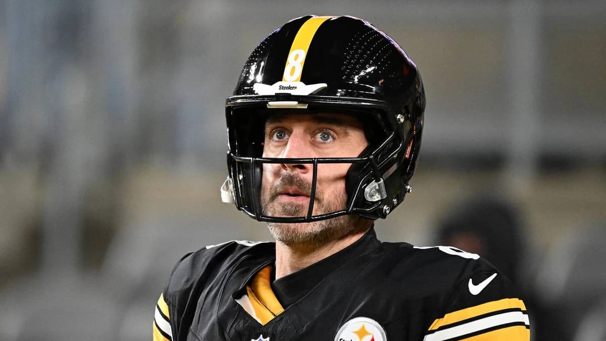 Steelers’ Aaron Rodgers Announces Final NFL Season