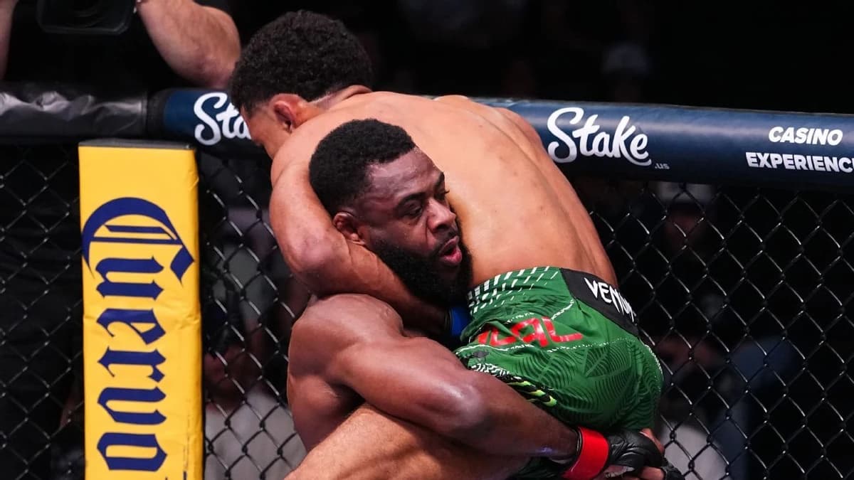 Sterling routs Zalal in UFC main event, eyes featherweight elite