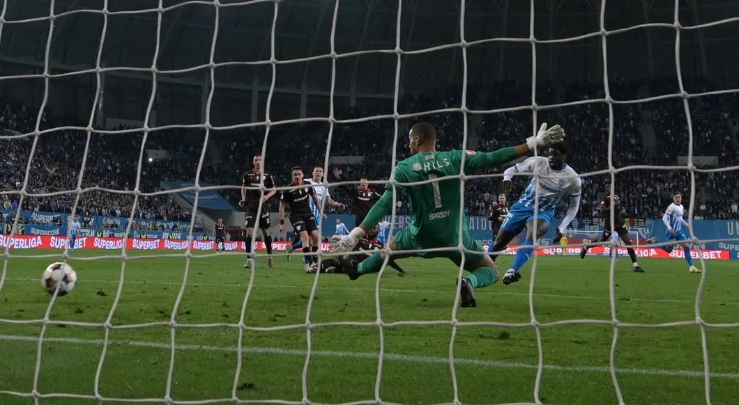 Steven Nsimba, victima rasismului după golul victoriei marcat cu Dinamo