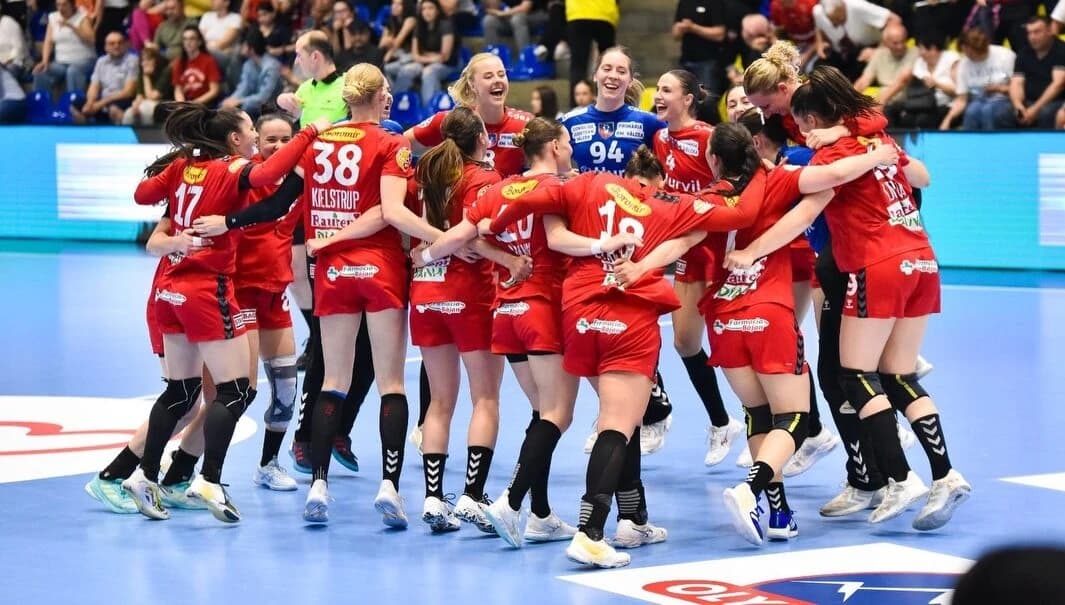 Știm finala Cupei României la handbal feminin: SCM Rm. Vâlcea – Gloria Bistriţa! Cine transmite la T
