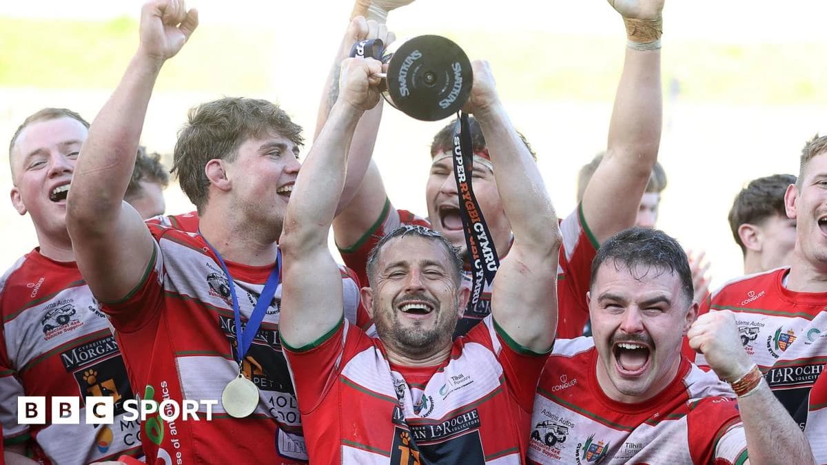 Super Rygbi Cymru: Ebbw Vale 27-10 Llandovery - Drovers win title at Eugene Cross Park