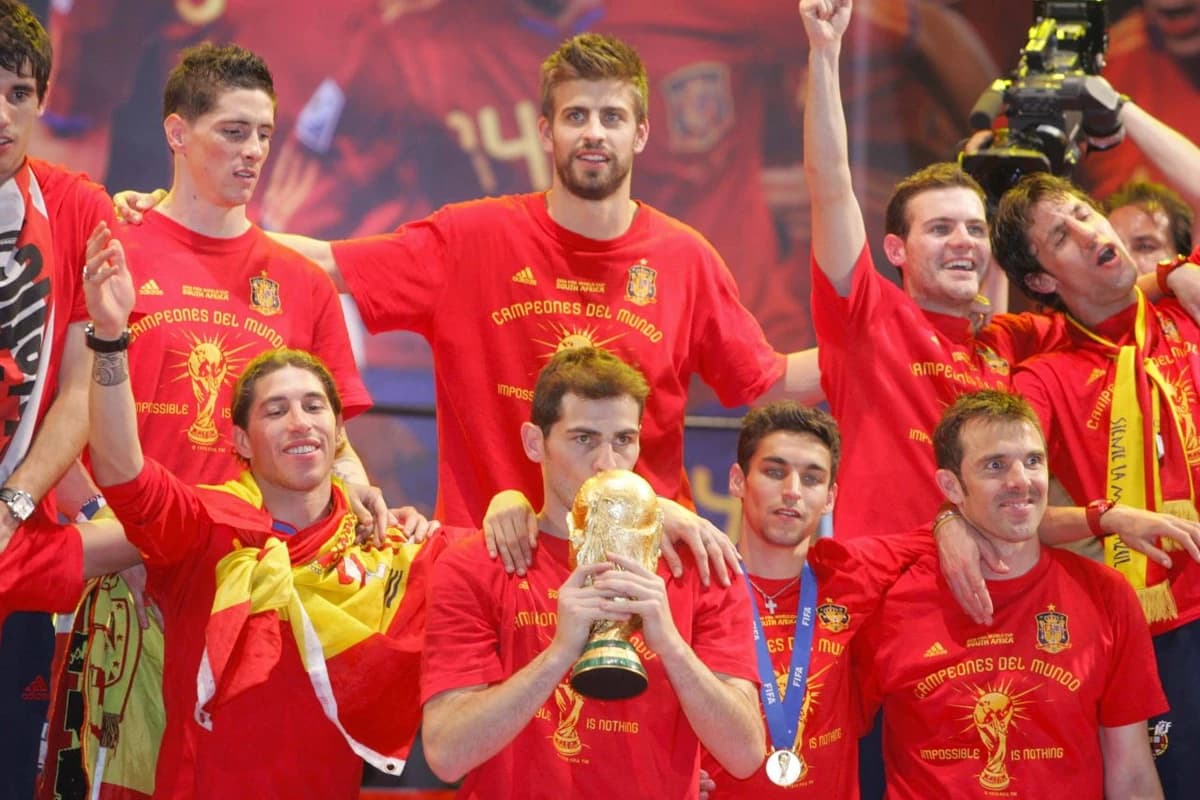 Suporteri de lux pentru Spania în semifinala cu Franța! Campionii mondiali din 2010, prezenți la Dal