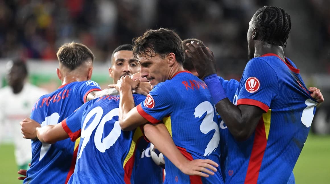 Surpriză: singurul jucător de la FCSB remarcat, după RUȘINEA cu Auda! ”E `aproape fantastic`”