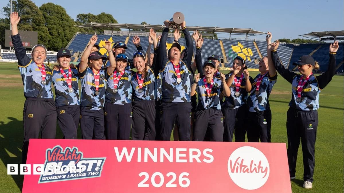 T20 Blast League Two: Glamorgan beat Gloucestershire to win title in Cardiff