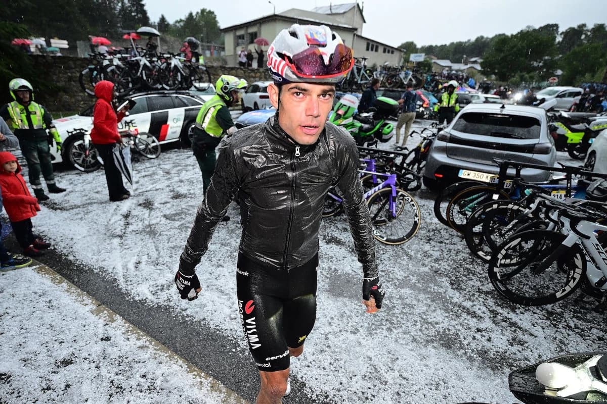 Tadej Pogačar pulls over peloton as hail storm cancels finale of Vuelta a España stage 3